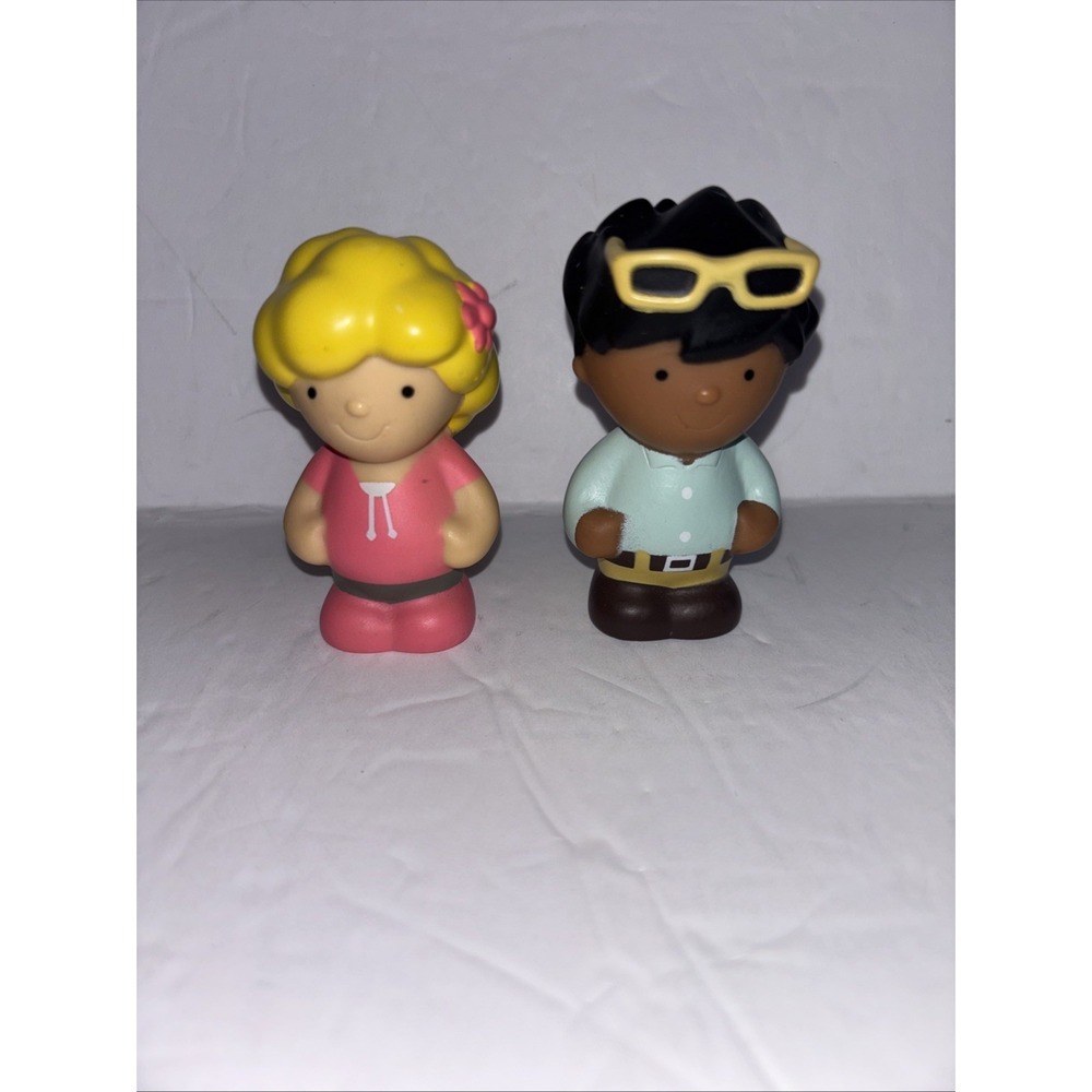 ELC Early Learning Centre Happy Land Figures Boy‎ Yellow Glasses Girl Pink Dress